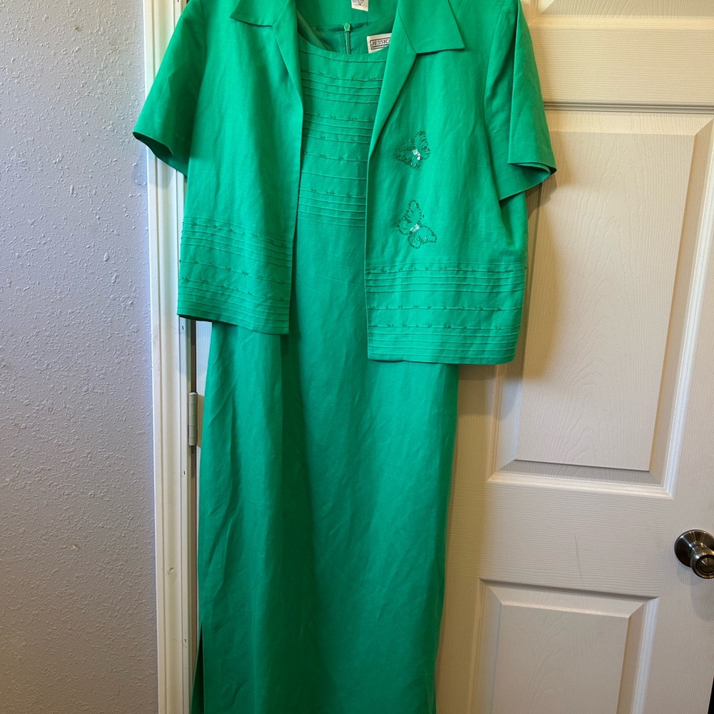 Jessica Howard Emerald Green Two-Piece Maxi Dress Set